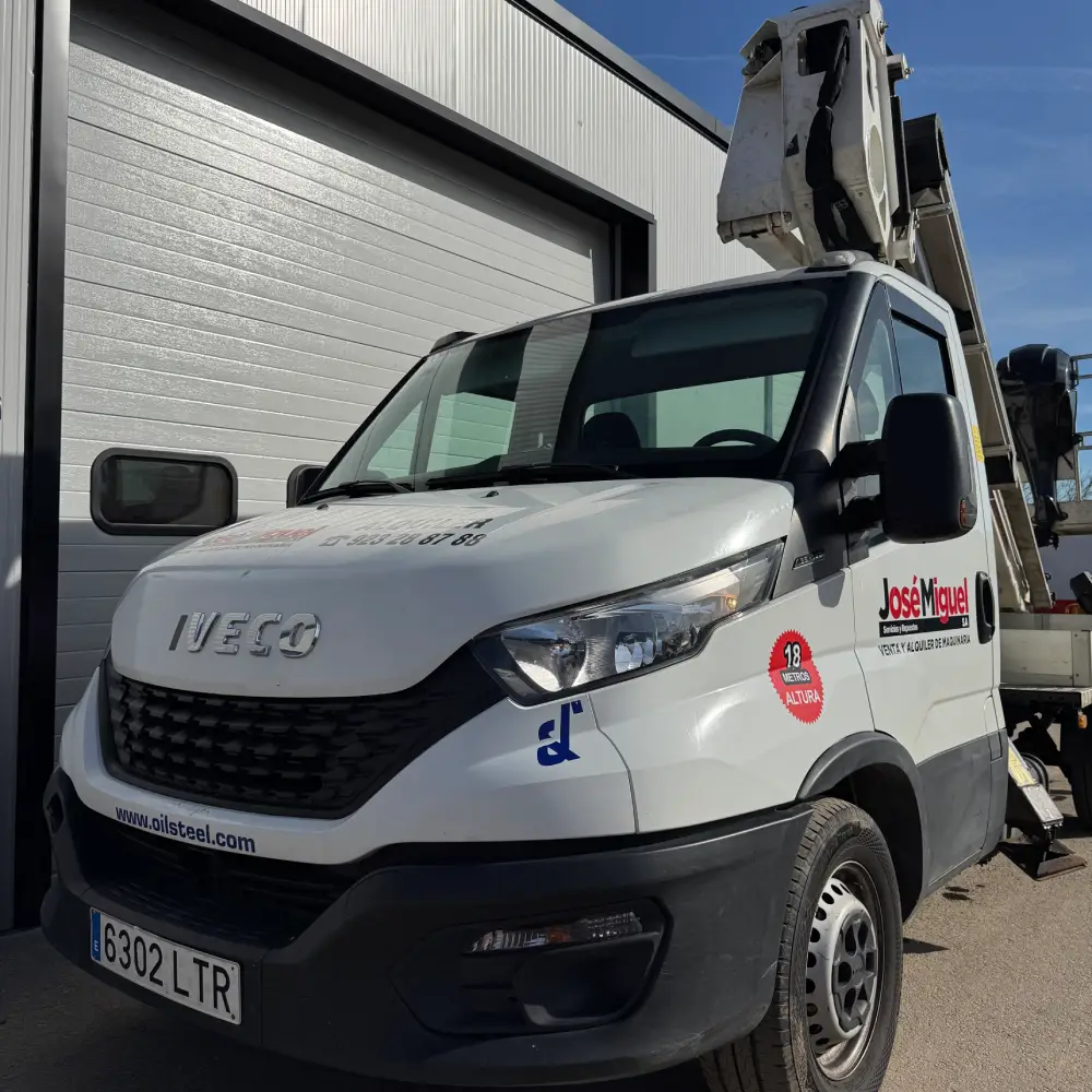 CAMION CESTA ARTICULADO 18 MTS 5489