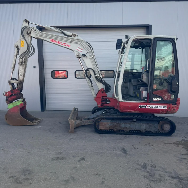 MINIEXCAVADORA CADENAS 4000 KGS